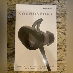 Bose Soundsport Headphones NIB
